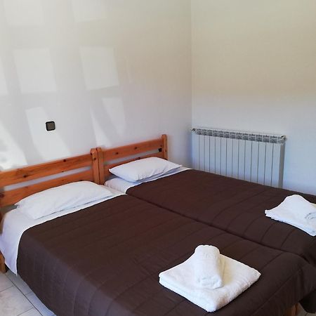 Lemonia Apartment Афіон Екстер'єр фото